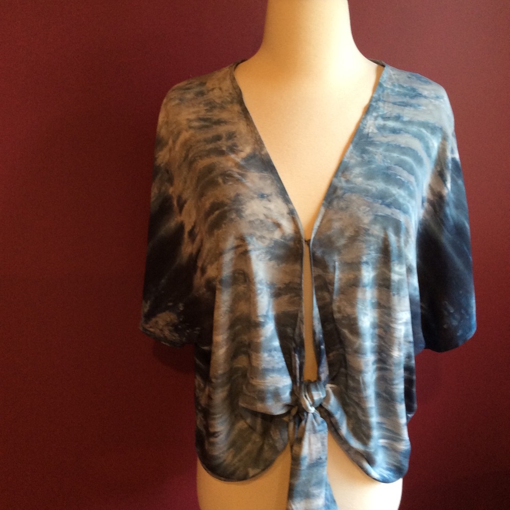 Young fabulous broke dolman sleeve kimono top Sz M NWT